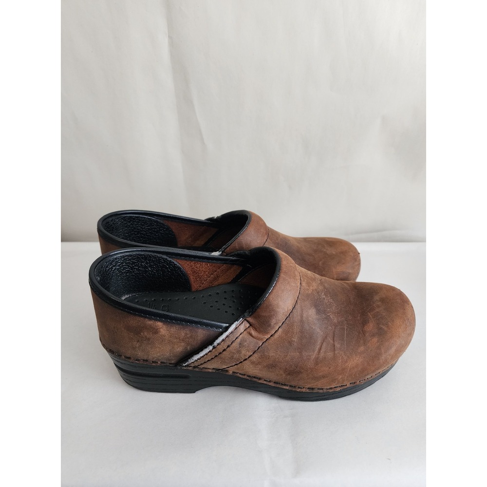 Dansko Professional Clogs Brown Distressed Leather Slip On Shoes Size 38 (7.5)